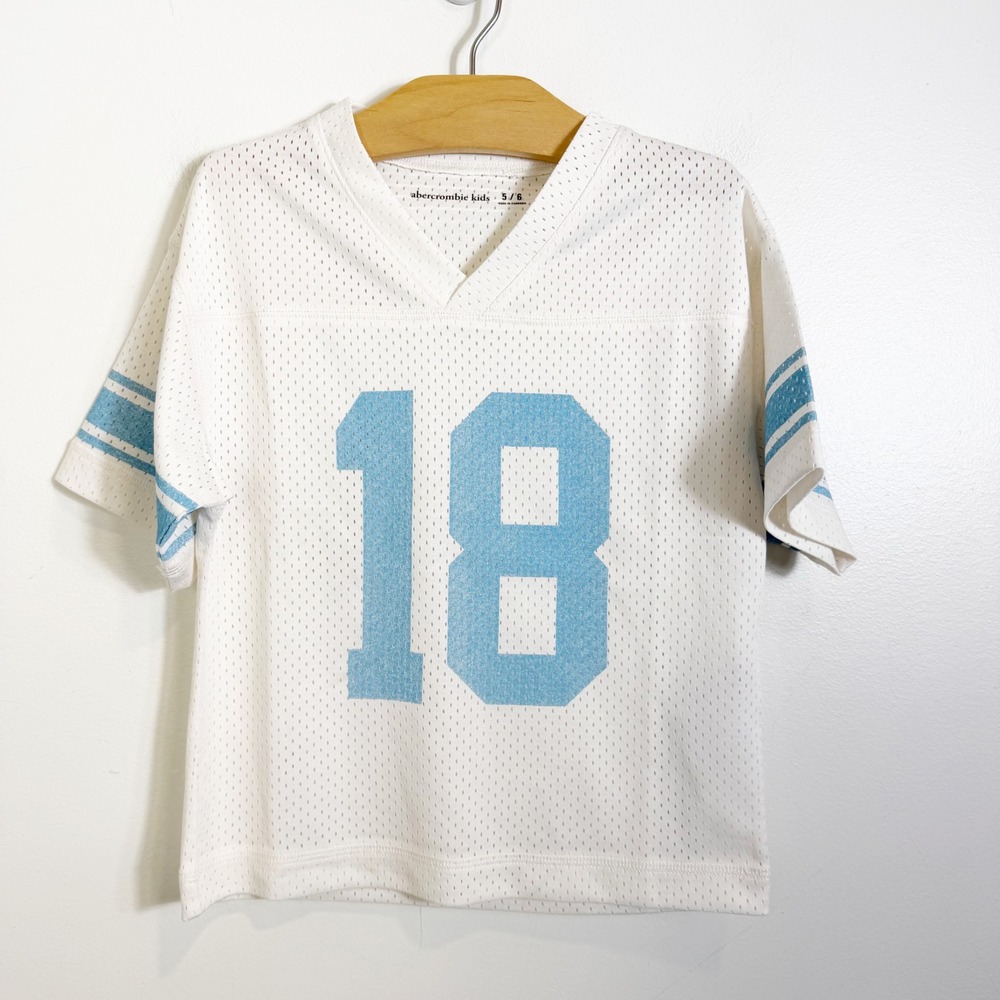 Abercrombie Kids Jersey Boys 5/6 White Blue Mesh Number 18 Athletic V-Neck Shirt
